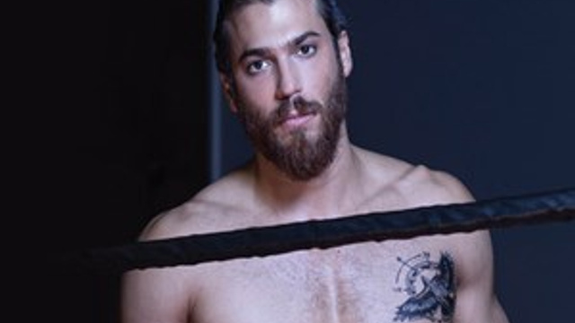 Can Yaman ameliyat masasına yattı