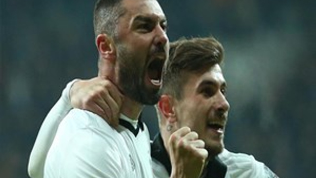 Burak Yılmaz’dan büyük jest!
