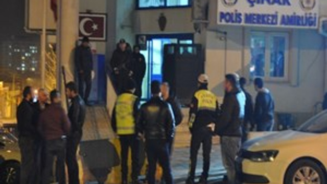 Polis memuru karakol tuvaletinde intihar etti