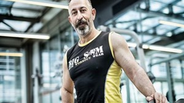 Cem Yılmaz: "Bu benim kına gecem değil!"