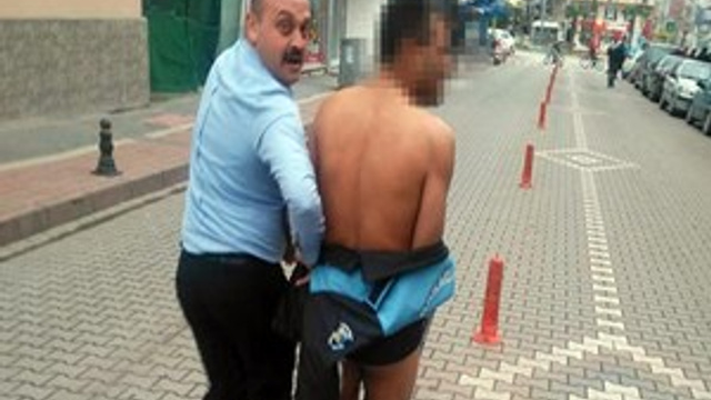 Bursa'da çıplak vatandaş şoku!