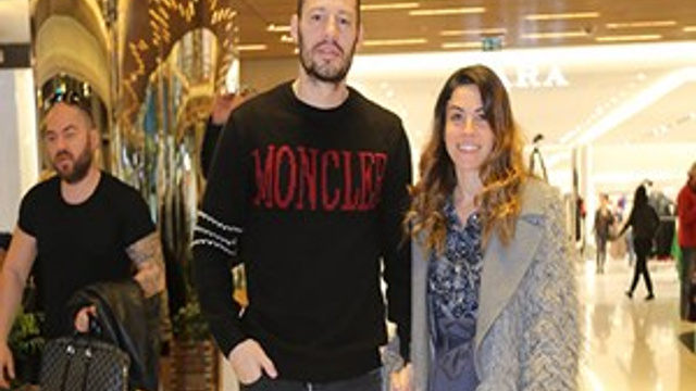 Survivor Atakan haber bekliyor