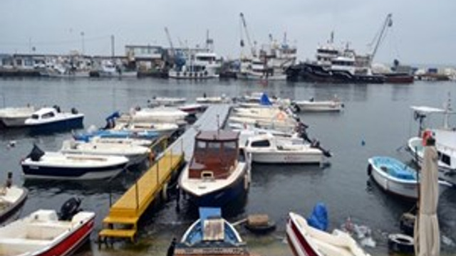 Marmara'da deniz ulaşımına poyraz engeli!