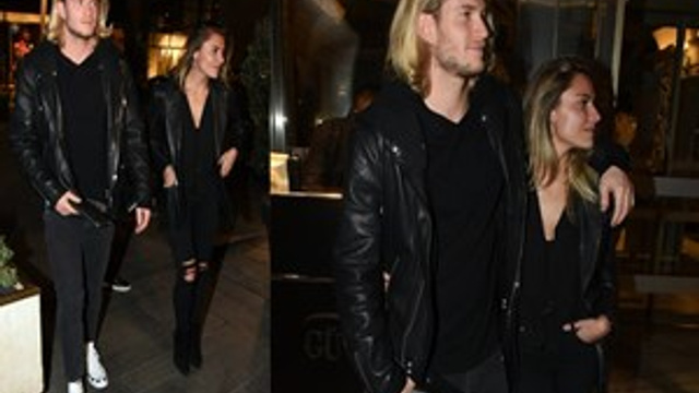 Loris Karius'tan aşk pozları