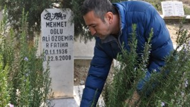 Mezardaki adama icra geldi