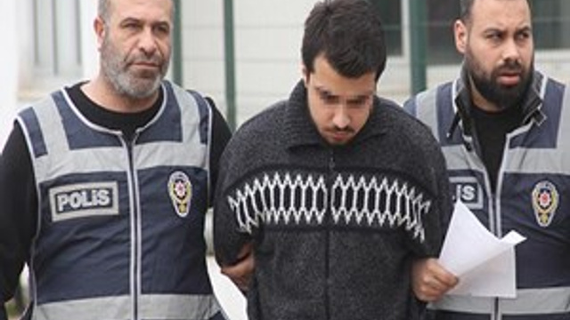İki kişiyi öldürdü, kendini böyle savundu