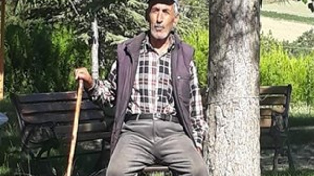 55 yaşındaki kadın, komşusunu bıçaklayarak öldürdü