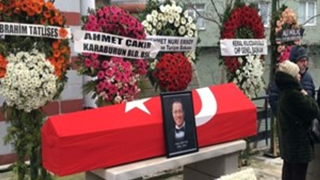 Yalçın Menteş gözyaşlarıyla uğurlandı