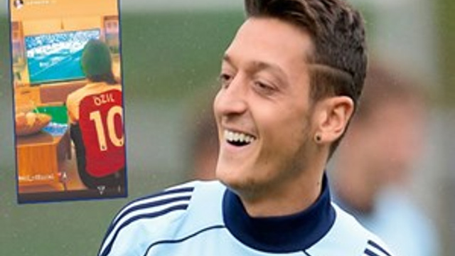 Mesut Özil'e Amine Gülşe'den tam destek!