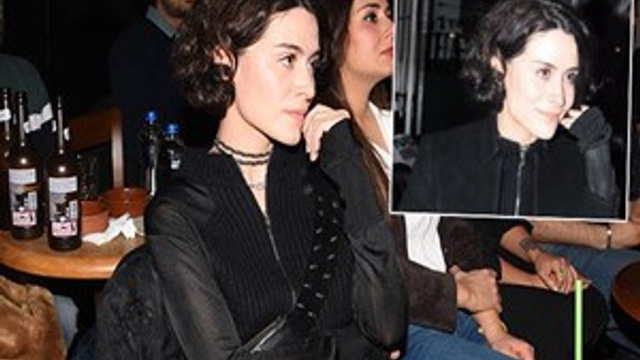 Belçim Bilgin durgun haliyle dikkat çekti