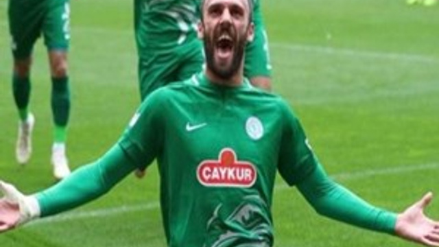 Vedat Muric’in yeteneği dikkat çekiyor