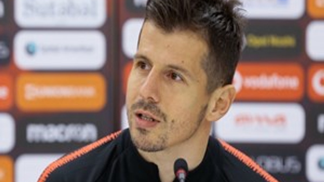 Emre Belözoğlu: "50 yaşında bile olsam..."