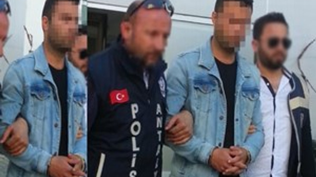Genç adam taksicilerin kabusu oldu!