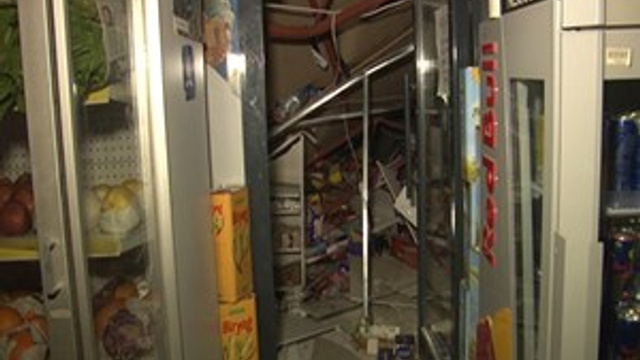 Asma tavanı çöken markette can pazarı yaşandı!