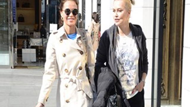 Ebru Şallı ve Didem Uzel hasret giderdi