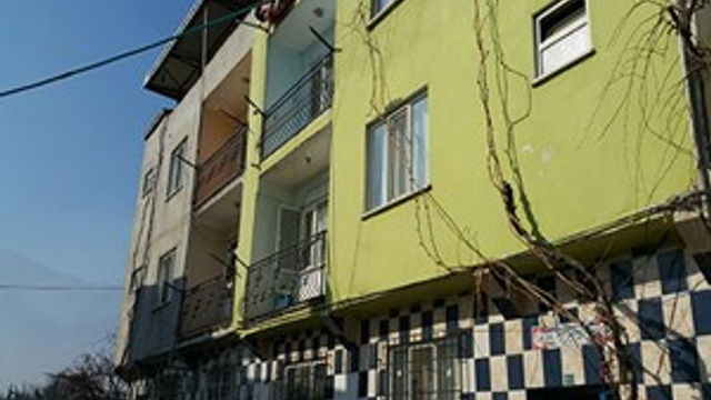Balkondan düşen kadının kocası tutuklandı