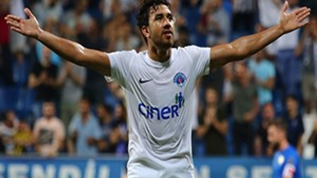 Trezeguet en iyi Afrikalı futbolcu seçildi