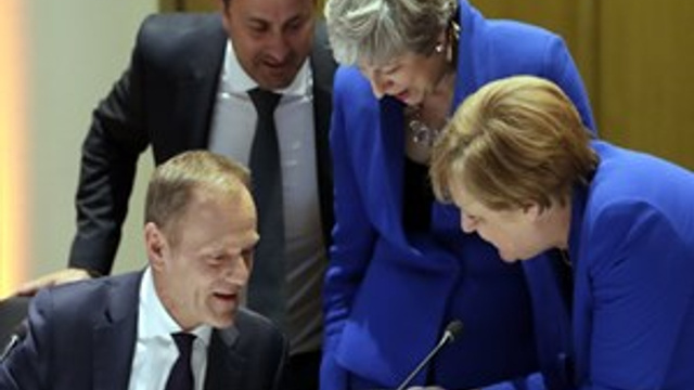 Avrupa liderleri Brexit için toplandı
