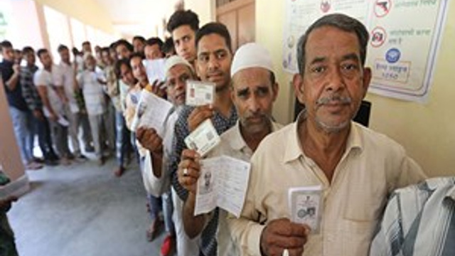 Hindistan'da 6 hafta sürecek seçimler başladı