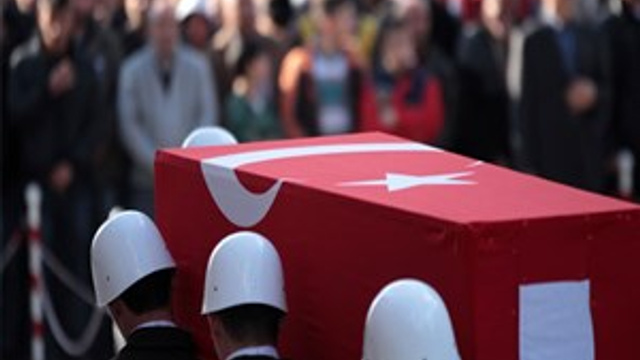 Milli Savunma Bakanlığı: "4 kahraman silah arkadaşımız şehit olmuştur"