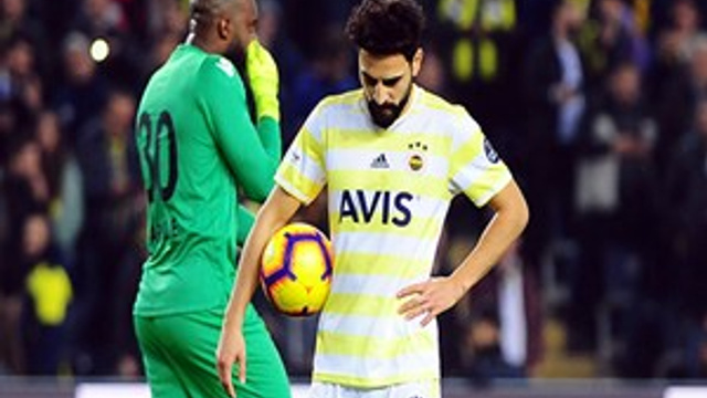 Mehmet Ekici'nin 3 maçlık cezası onandı