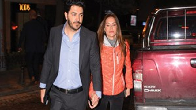Ebru Şallı - Uğur Akkuş çifti liseli aşıklar gibi