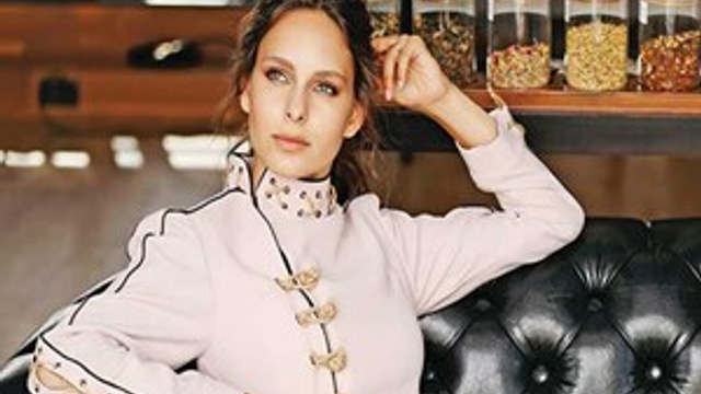 Doğu'daki çocuklara Jessica May'dan kitap yardımı