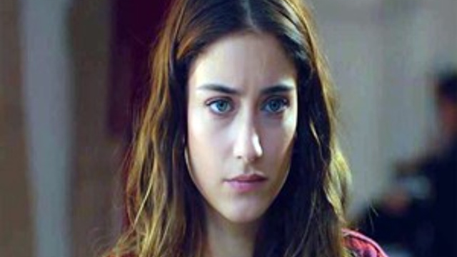 Hazal Kaya’dan İstanbul Havalimanı’na sitem