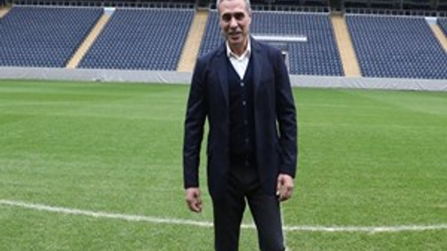 Ersun Yanal: "Hak eden kadroya girer"
