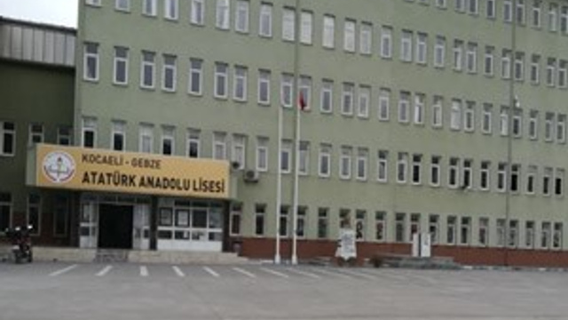Müdür yardımcısını öldüren öğrenci tutuklandı!