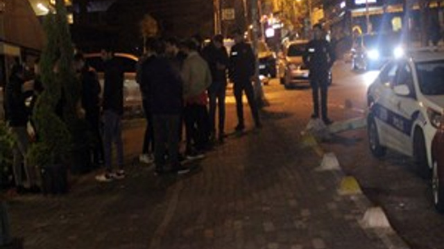 Alacak verecek meselesi kafede silahlı kavgaya dönüştü!