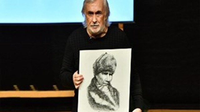 Müjdat Gezen’e anlamlı ödül