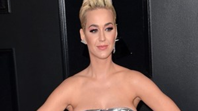 Katy Perry'den takipçilerine şaşırtan soru!