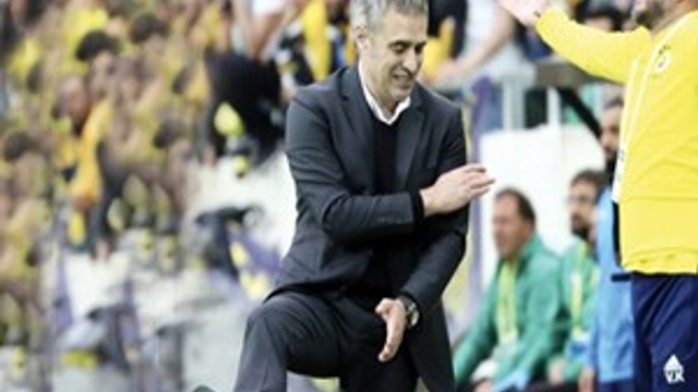 Fenerbahçe'nin dertlerine Ersun Yanal'da çözüm olmadı
