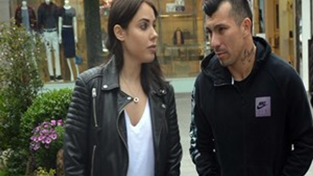 Gary Medel eşiyle görüntülendi