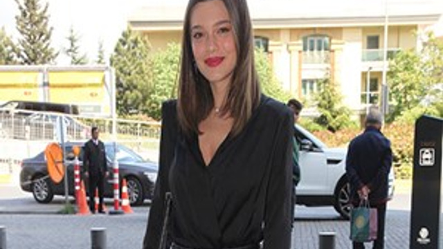 Nilay Cafer: "Sürprizler yakında"