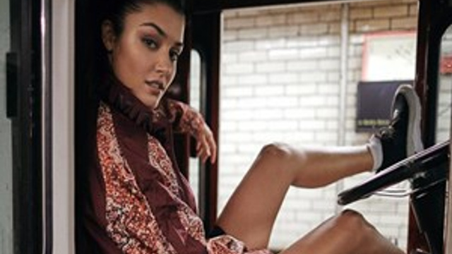 Hande Erçel'in güzelliği sınırları aştı!..