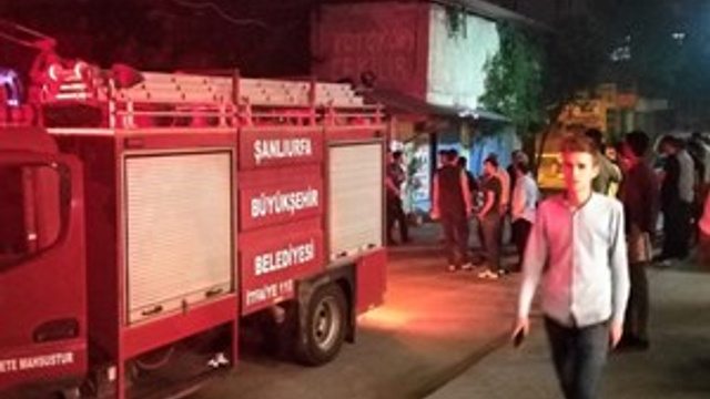 Şanlıurfa'da tacizcinin evi ve işyeri kundaklandı