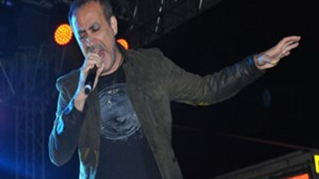 Haluk Levent Samsun’u salladı