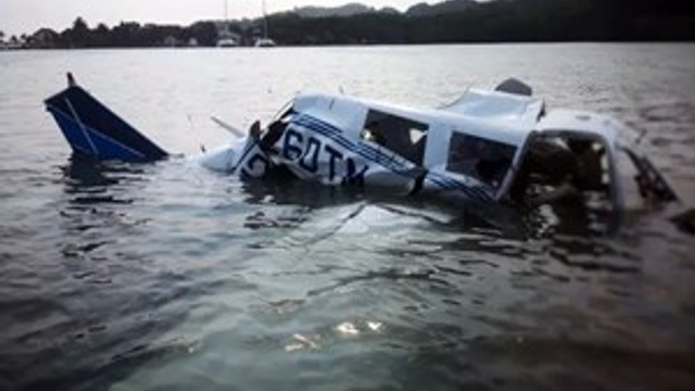 Flaş! Honduras'ta uçak düştü