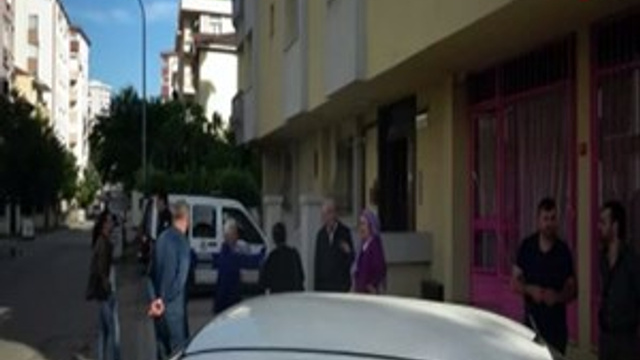 Kartal'da 10 bin lira için kadını öldürüp evini kundakladılar!