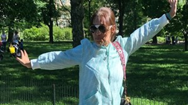 Demet Akalın sabahın dördünde paylaştı!