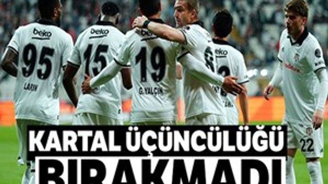 Beşiktaş üçüncülüğü bırakmadı