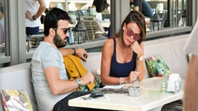 Özlem Yıldız - Levent Gül aşkının ilk fotoğrafı