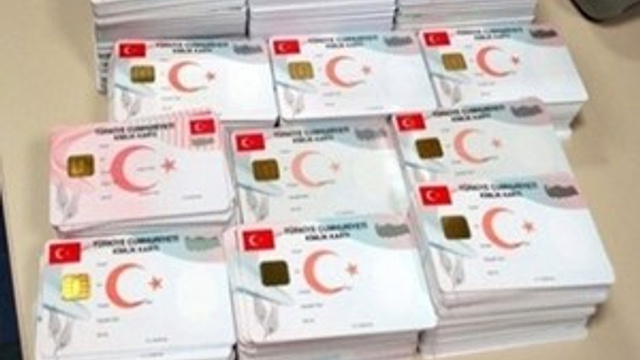 Ehliyet, kimlik ve pasaportta yeni dönem başlıyor