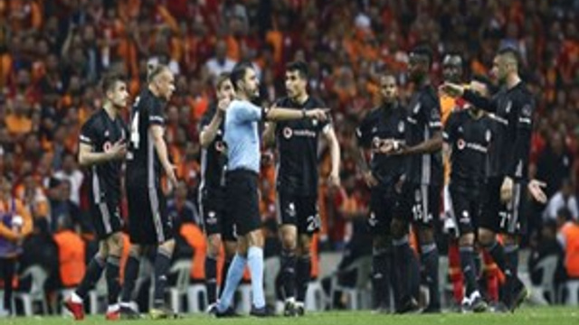 Emekler harcandı!