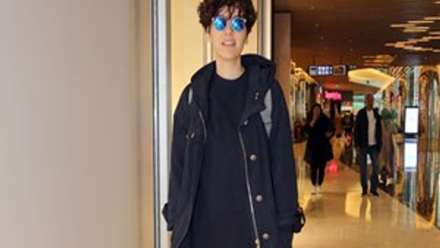 Bergüzar Korel ekiple bir araya geldi