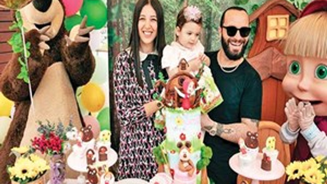 Özlem Ada Şahin: "Eleştirileri kendinize saklayın"