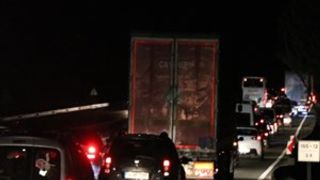 Bayram tatili, trafikte yoğunluğa neden oldu