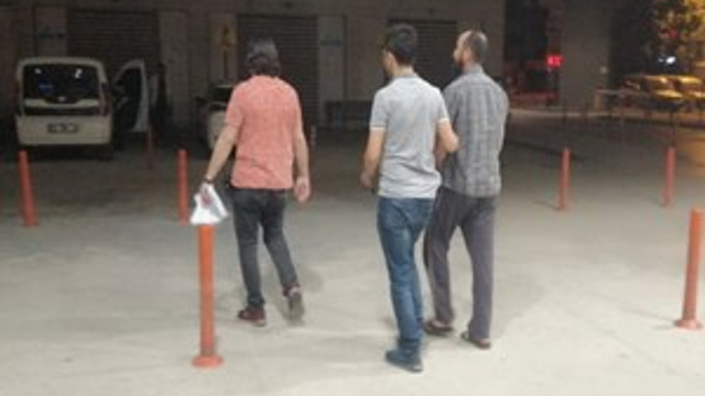 İnegöl'de DAEŞ operasyonu: 10 gözaltı